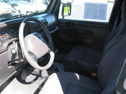 Jeep Wrangler 2002 photo 2