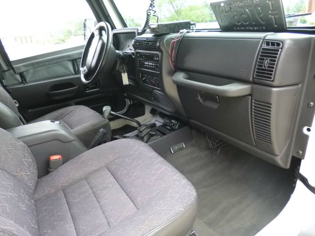 Jeep Wrangler 2002 photo 2