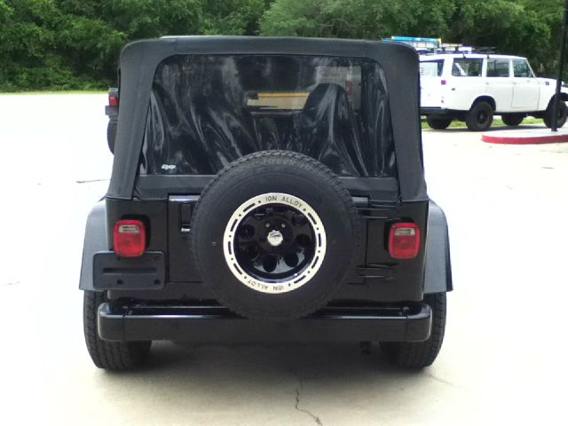 Jeep Wrangler 2002 photo 23