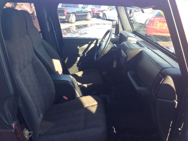 Jeep Wrangler 2003 photo 2