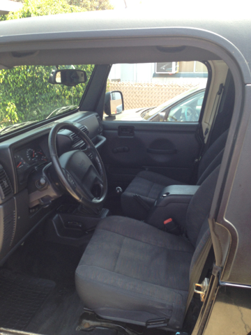 Jeep Wrangler 2003 photo 2