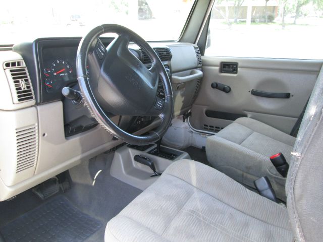 Jeep Wrangler 2003 photo 2