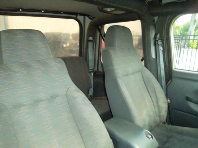 Jeep Wrangler 2004 photo 8