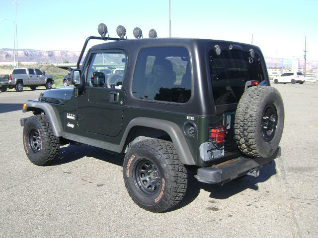 Jeep Wrangler 2004 photo 3