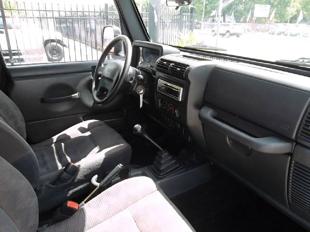 Jeep Wrangler 2004 photo 13