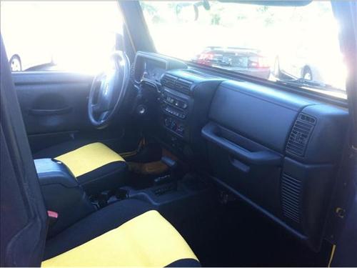 Jeep Wrangler 2004 photo 3
