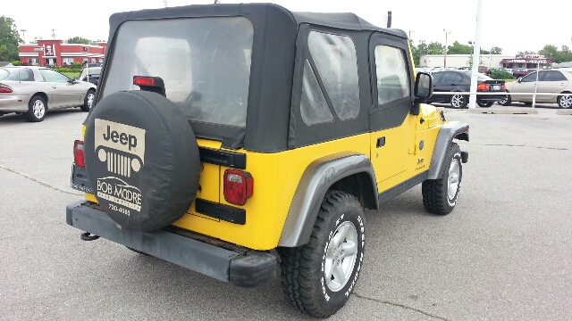 Jeep Wrangler 2004 photo 2