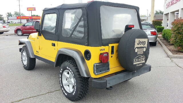Jeep Wrangler 2004 photo 3