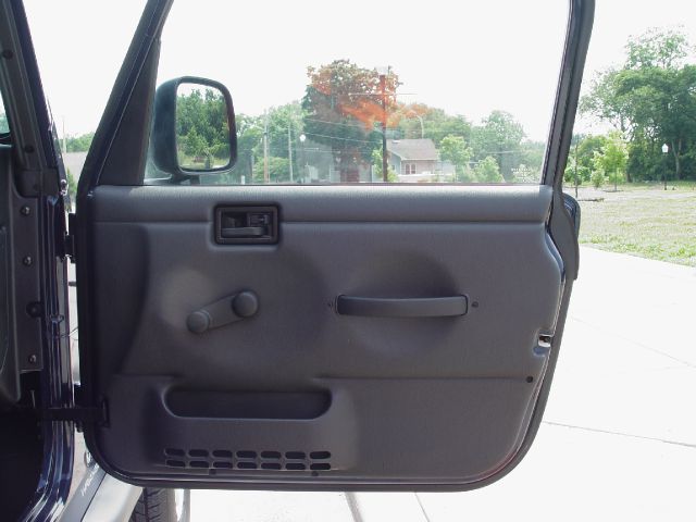 Jeep Wrangler 2004 photo 12
