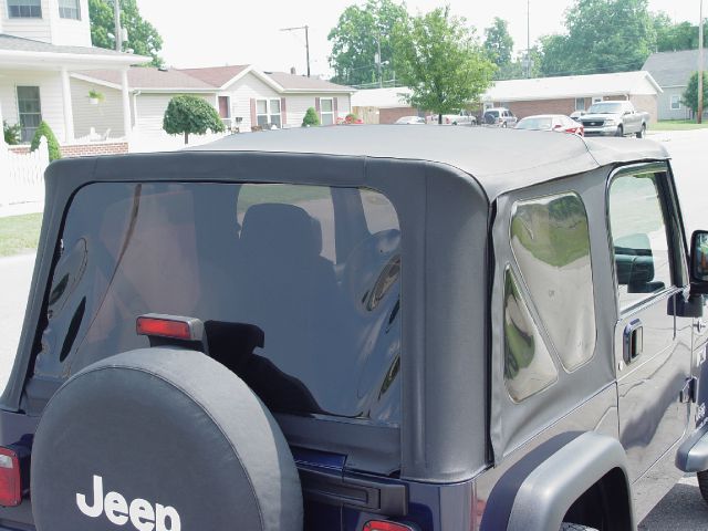 Jeep Wrangler 2004 photo 17