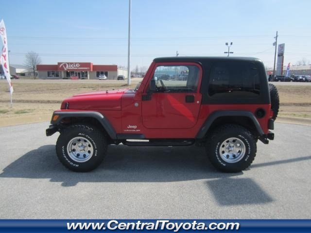 Jeep Wrangler 2004 photo 2