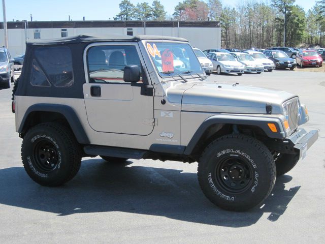 Jeep Wrangler 2004 photo 2