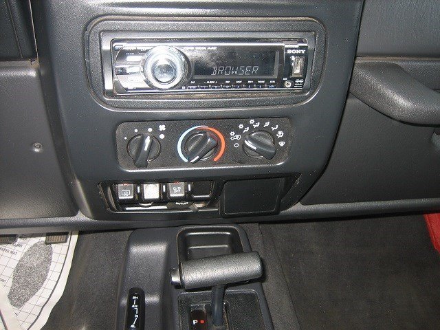Jeep Wrangler 2004 photo 2