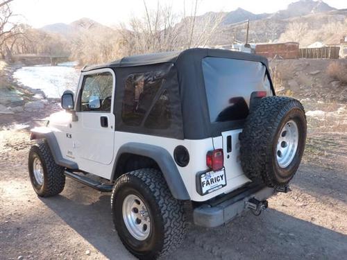 Jeep Wrangler 2004 photo 2