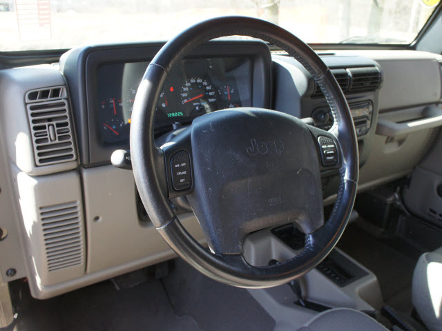 Jeep Wrangler 2004 photo 3