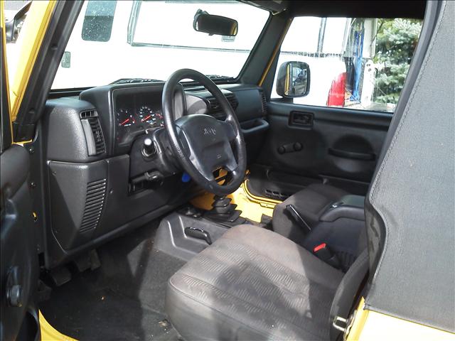 Jeep Wrangler 2004 photo 2