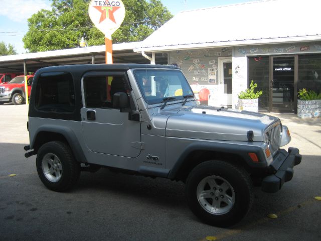 Jeep Wrangler 2004 photo 2
