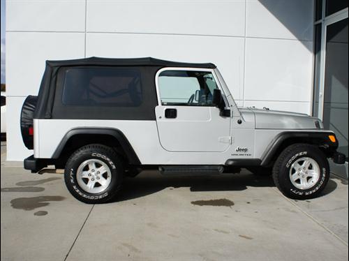 Jeep Wrangler 2004 photo 4