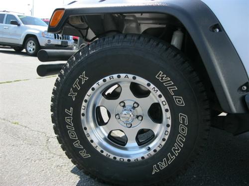 Jeep Wrangler 2004 photo 2