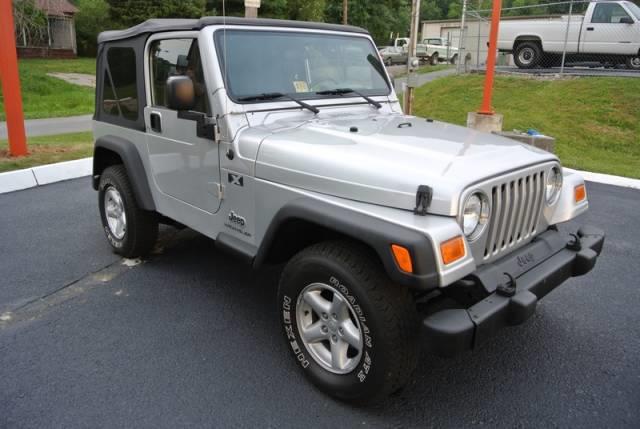 Jeep Wrangler 2004 photo 2