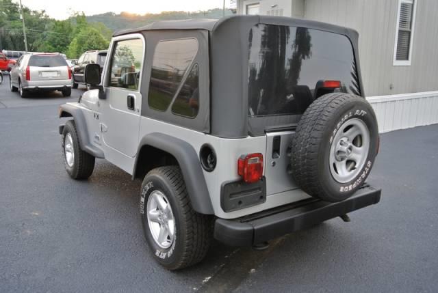 Jeep Wrangler 2004 photo 4