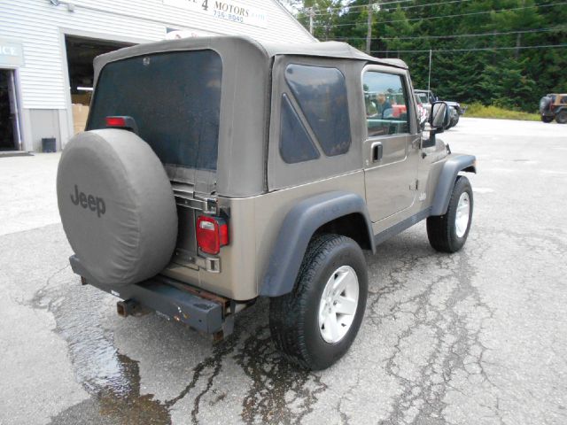 Jeep Wrangler 2004 photo 2