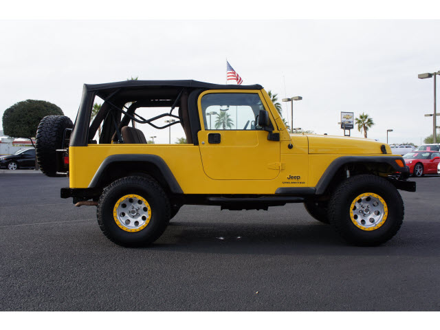 Jeep Wrangler 2004 photo 3