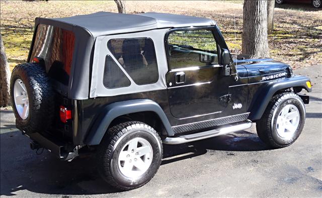 Jeep Wrangler 2004 photo 2