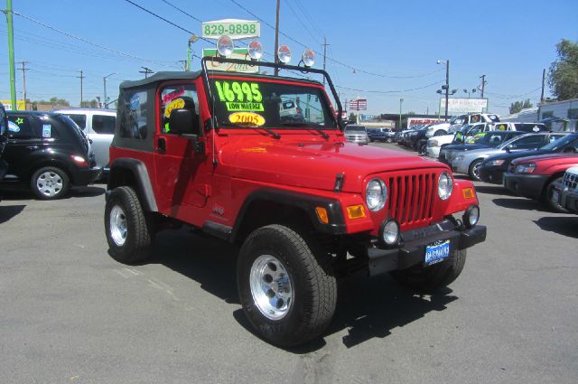 Jeep Wrangler 2005 photo 2