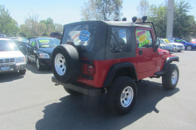 Jeep Wrangler 2005 photo 3