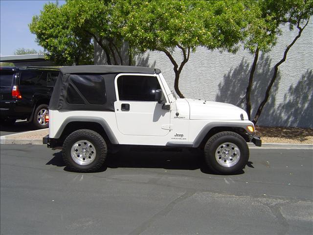 Jeep Wrangler 2005 photo 2