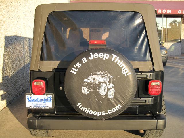 Jeep Wrangler ALL Wheel Drive - NEW Tires SUV