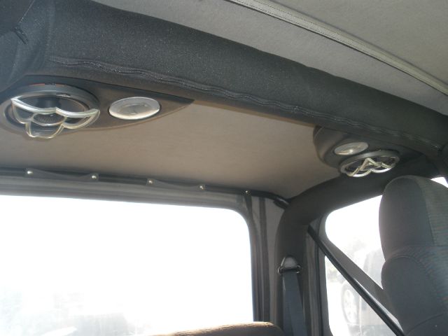 Jeep Wrangler 2005 photo 12