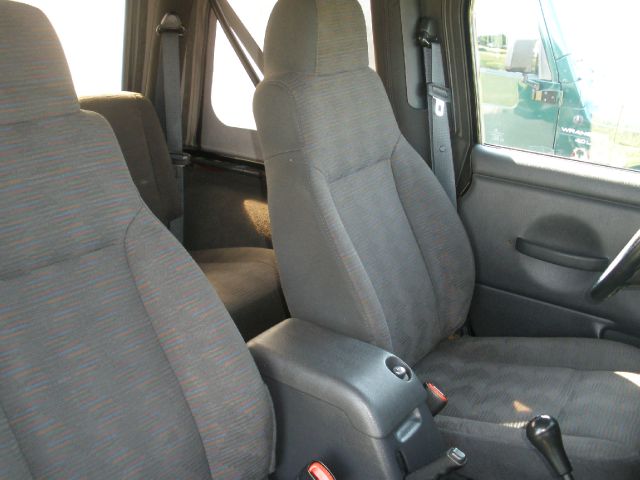 Jeep Wrangler 2005 photo 13