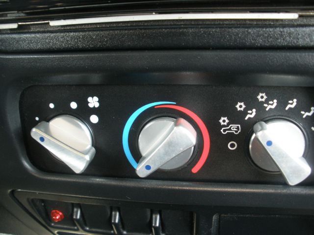 Jeep Wrangler 2005 photo 16