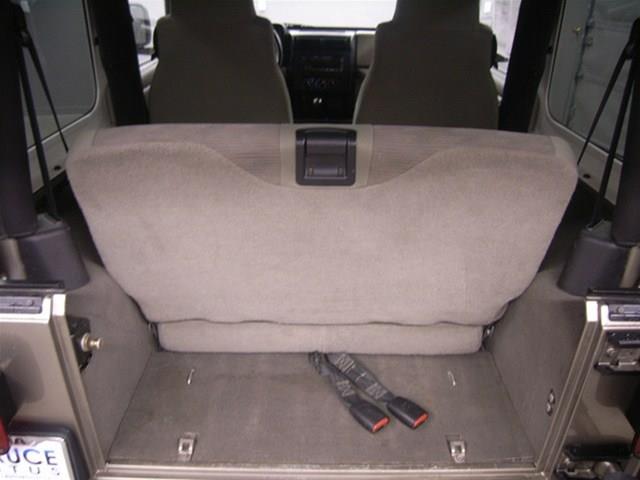 Jeep Wrangler 2005 photo 14
