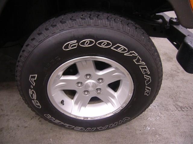 Jeep Wrangler 2005 photo 15