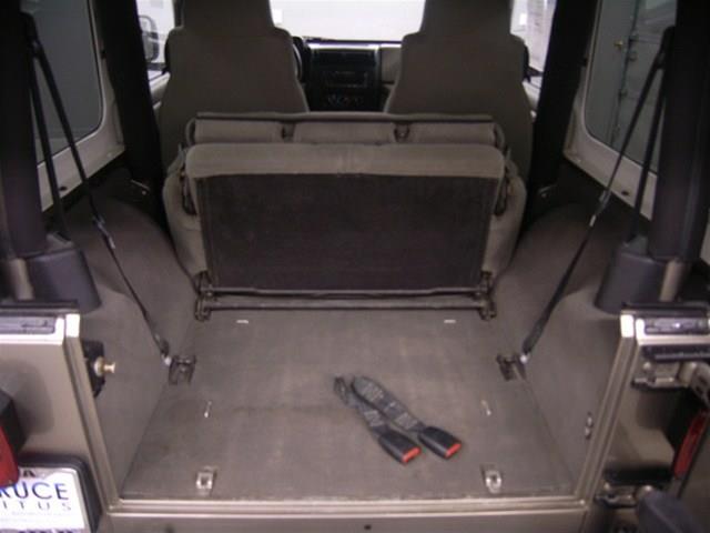 Jeep Wrangler 2005 photo 4