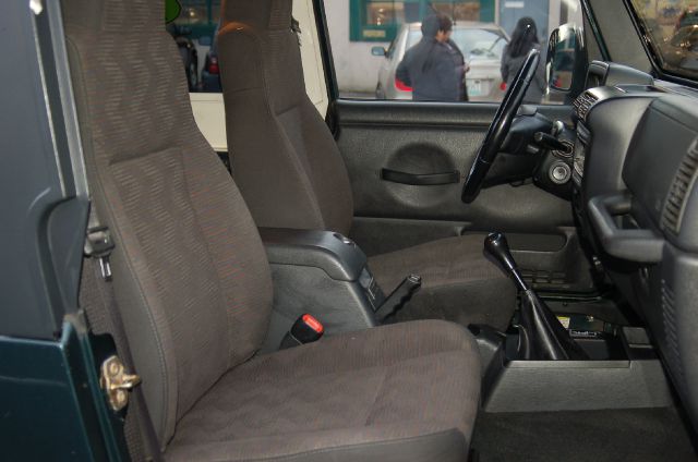 Jeep Wrangler 2005 photo 2