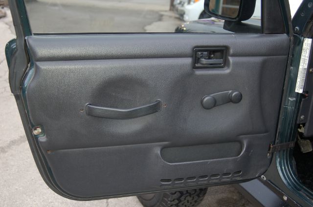 Jeep Wrangler 2005 photo 4