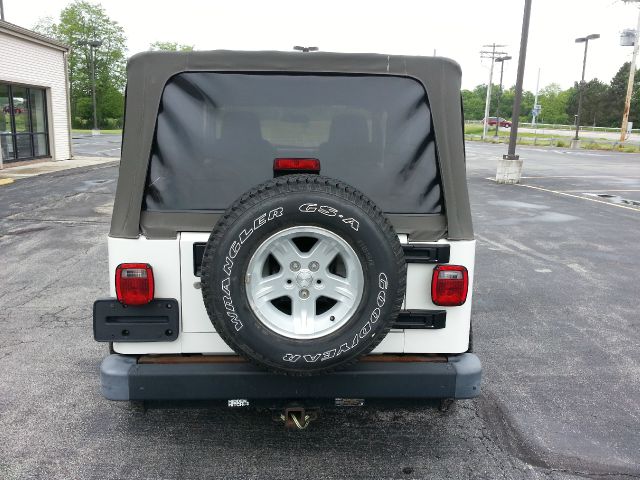 Jeep Wrangler 2005 photo 23