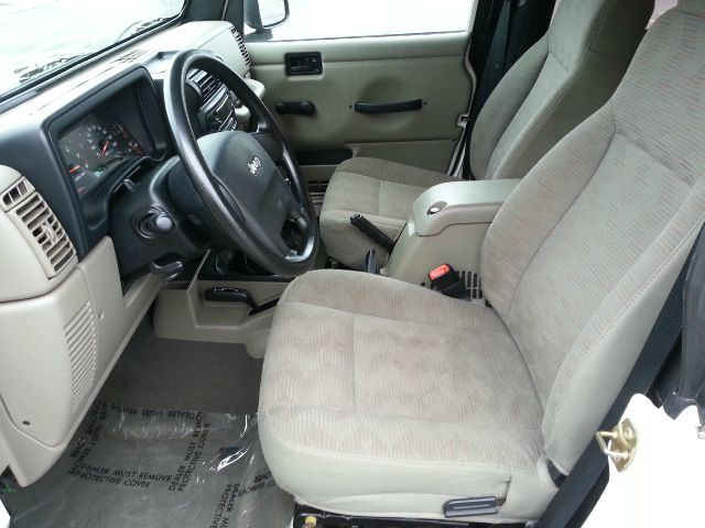 Jeep Wrangler 2005 photo 28