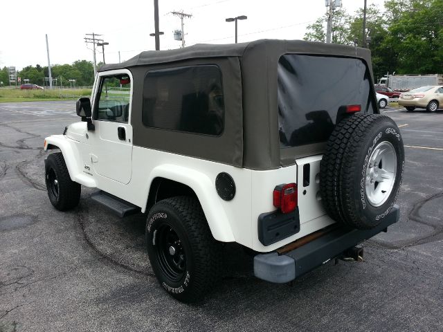 Jeep Wrangler 2005 photo 4
