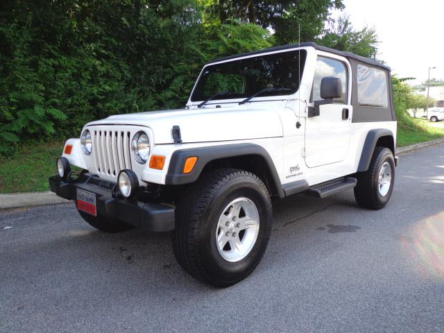 Jeep Wrangler ALL Wheel Drive - NEW Tires SUV