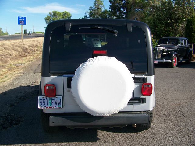 Jeep Wrangler 2006 photo 21