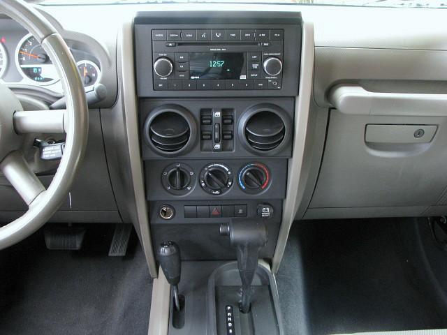 Jeep Wrangler 2007 photo 2