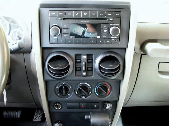 Jeep Wrangler 2007 photo 27