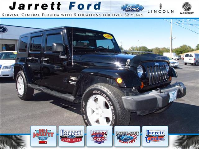 Jeep Wrangler 3500 Dually 12 BOX Truck Sport Utility