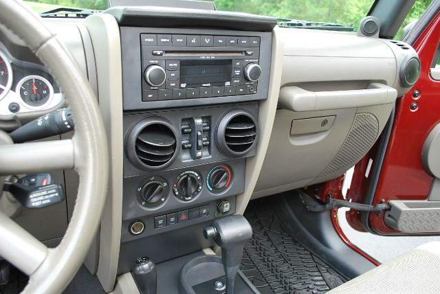Jeep Wrangler 2007 photo 17