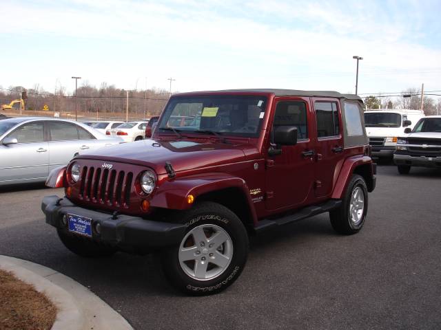 Jeep Wrangler Club Cab 139 WB 4WD Sport Utility